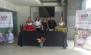 Hidalgo presente en el concurso nacional de huapango en Querétaro