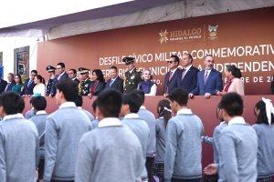 Hidalgo concluye festejos patrios con desfile c&iacute;vico-militar