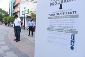 Instalan arcos sanitizantes en el centro de Tula