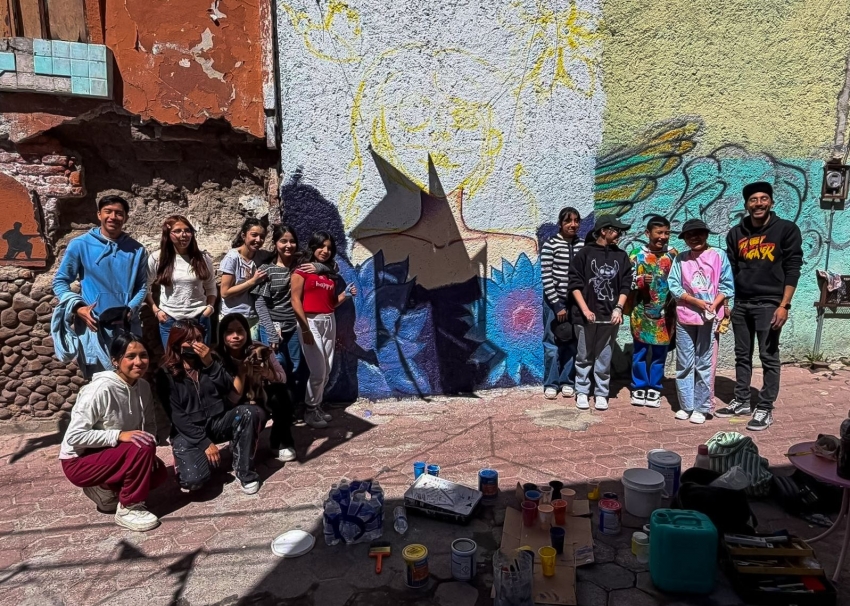 Instituto de la Juventud de Pachuca impulsa mural conmemorativo al 8M realizado por niñas y niños