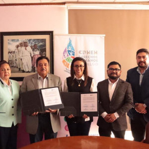 Firman Convenio de Colaboración la CDHEH y el Instituto Hidalguense de Educación para Adultos.