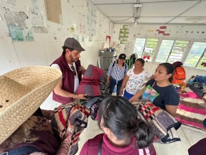 Continúa la entrega de insumos y atención en zonas afectadas de Yahualica