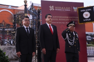 Realizan guardia de honor a Miguel Hidalgo en Pachuca