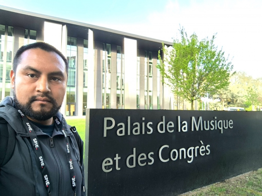 Investigador de la UPT presenta estudio sobre termografía mamaria en Francia
