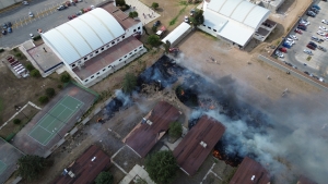 Movilización de cuerpos de emergencia por Incendio al interior del colegio &quot;Hijos del Ejército&quot;, en Pachuca