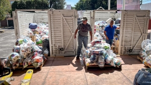 Env&iacute;a gobierno de Hidalgo&nbsp;10 toneladas de apoyo a Guerrero