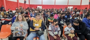Realiza IHE taller para promover la creatividad a través del arte entre estudiantes con discapacidad