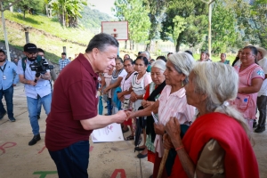Llama Julio Menchaca a  la unidad ante la emergencia