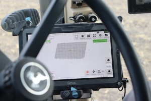 Avanza SIPDUS en la tecnificaci&oacute;n del campo en Francisco I. Madero; dan certeza para participar en nivelaci&oacute;n de tierras