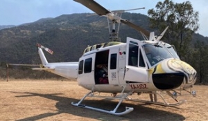 Llega helic&oacute;ptero que apoyar&aacute; los trabajos de mitigaci&oacute;n del incendio en Nicol&aacute;s Flores