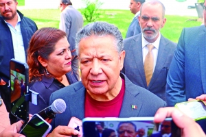 Gobiernos federal y estatal atienden daños en carreteras