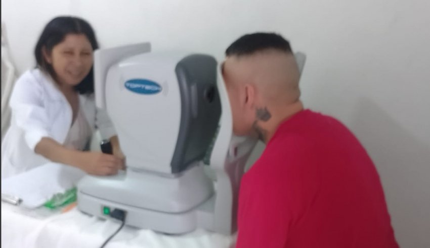 SSPH fortalece servicios de salud visual en el Cereso Huasteca