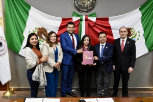 Lyzbeth Robles Gutiérrez, secretaria de Movilidad, comparece ante el Congreso y destaca las rutas incluyentes