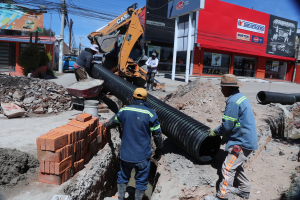 avanza reemplazo de tuber&iacute;a con m&aacute;s de 60 a&ntilde;os de antig&uuml;edad