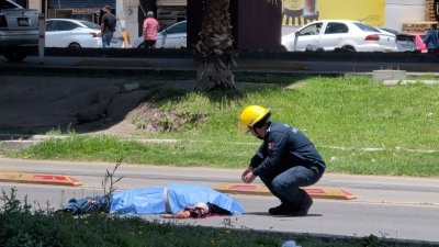 Muere peat&oacute;n tras ser atropellado al intentar cruzar el bulevar Felipe &Aacute;ngeles