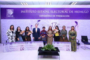 IEEH entrega presea de la Décima Edición del “Premio 17 de Octubre”
