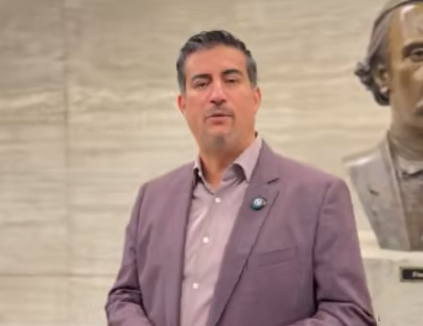 Daniel Andrade destaca recepción del Paquete Económico 2027
