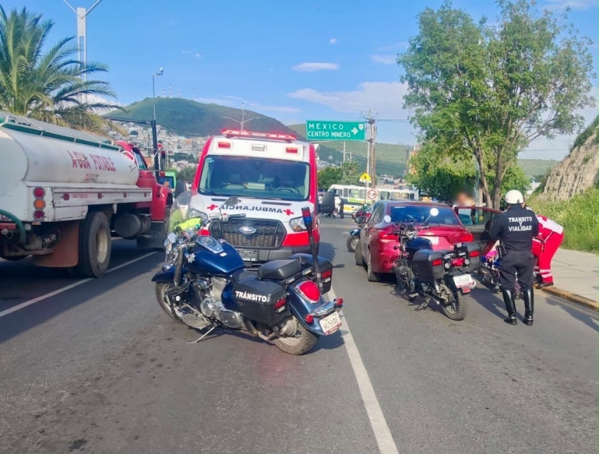 Coordinan atención de emergencia a mujer en labor de parto