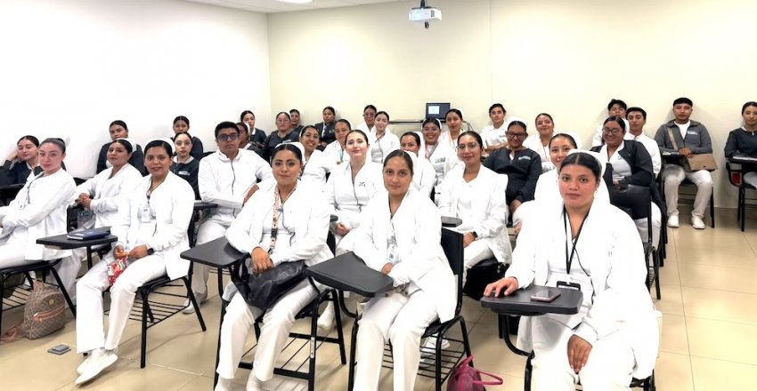 UTSH fortalece formación clínica de estudiantes en el Hospital del Niño DIF