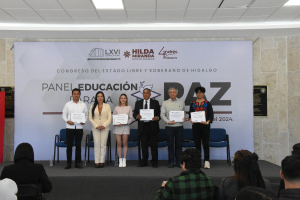 Hilda Miranda organiza panel sobre educación para la paz
