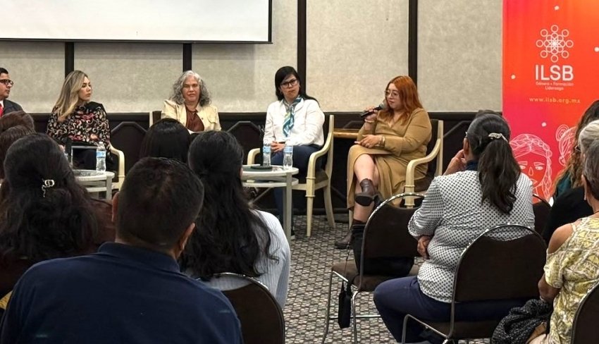 Cuidadoras de Hidalgo comparten experiencias en encuentro nacional