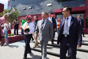 Personal de gobierno de Hidalgo participa en el simulacro nacional 2024