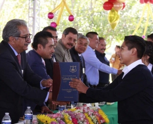 ENCABEZA TITULAR DE SEPH CLAUSURA DE CICLO ESCOLAR EN TETEPANGO