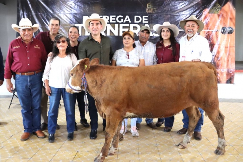 Impulsa Hidalgo el desarrollo agropecuario con entrega de apoyos por más de 3.3 mdp en Cuautepec de Hinojosa