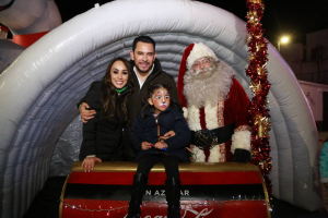 ISRAEL FELIX ILUMINA LA PLAZA DE LA JUSTICIA Y DA ESPERANZA DE UN FUTURO M&Aacute;S PR&Oacute;SPERO.