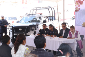 Entregan vehículos a policía municipal de Tlaxcoapan