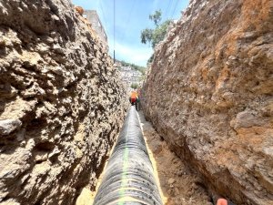 En operaci&oacute;n l&iacute;nea de alcantarillado sanitario en el barrio de San Juan Pachuca. &nbsp;