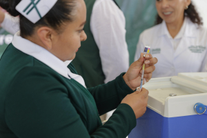 IMSS Bienestar Hidalgo invita a vacunar a menores de cinco años y embarazadas para prevenir la tos ferina