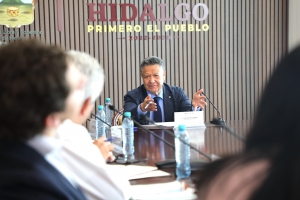 Menchaca Salazar verifica progreso del Plan H&iacute;drico en Hidalgo
