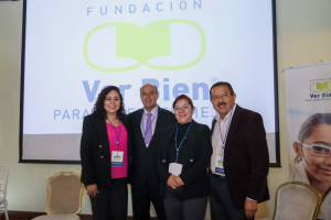Participa Natividad Castrej&oacute;n en Reuni&oacute;n Nacional de la Fundaci&oacute;n &ldquo;Ver Bien Para Aprender Mejor&rdquo;
