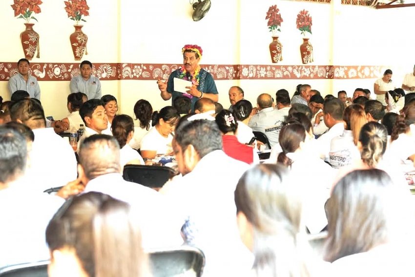 Said Vargas mantiene cercanía con estructuras sindicales