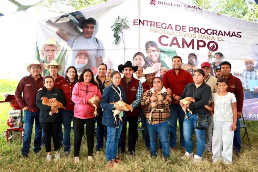 Apoyos por casi 7 millones de pesos fortalecen al campo hidalguense