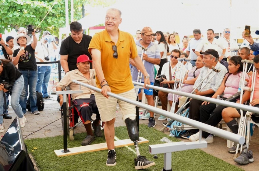 Huejutla marca historia con entrega de prótesis que transforman vidas