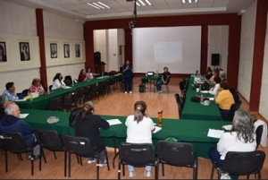 Instituto para la atenci&oacute;n de las y los adultos mayores  imparte curso terap&eacute;utico