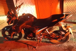 Recuperan motocicleta robada en Pachuca