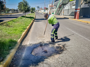 Interviene la SIPDUS para&nbsp;rehabilitar vialidades en Pachuca