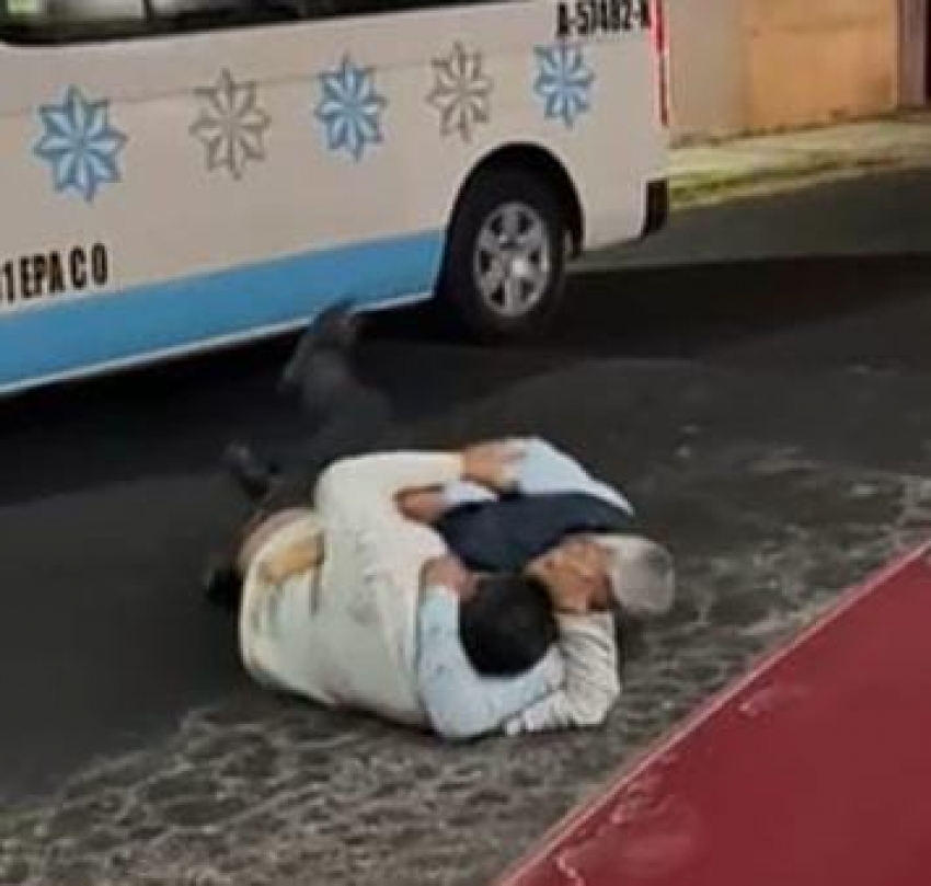 Choferes del transporte público en Epazoyucan, protagonizan pleito