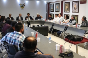 Se reunieron autoridades estatales y federales&nbsp;con operadores de pipas de agua