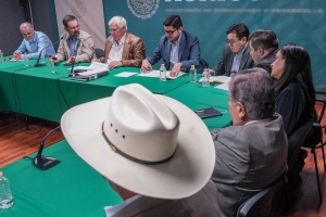 Reuni&oacute;n con productores de leche