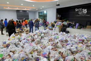 El SNTE demuestra su solidaridad con más de 20 toneladas de apoyo enviadas a zonas afectadas