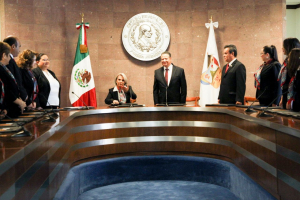 Va Menchaca por certificación anticorrupción en el poder Ejecutivo