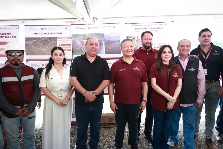 En Xochicoatlán, Julio Menchaca reafirma compromiso para reconstruir Hidalgo   