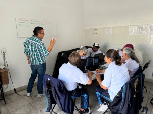 Sebiso actualiza a personas mayores con curso de computaci&oacute;n
