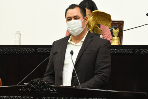 Responde Asael Hern&aacute;ndez ante se&ntilde;alamientos de morenistas