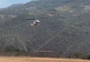 Arriban al municipio de Nicol&aacute;s Flores m&aacute;s de 80 elementos de SEDENA, para combatir el incendio.
