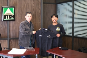 Estudiante de la UT de la Sierra Hidalguense logra beca internacional